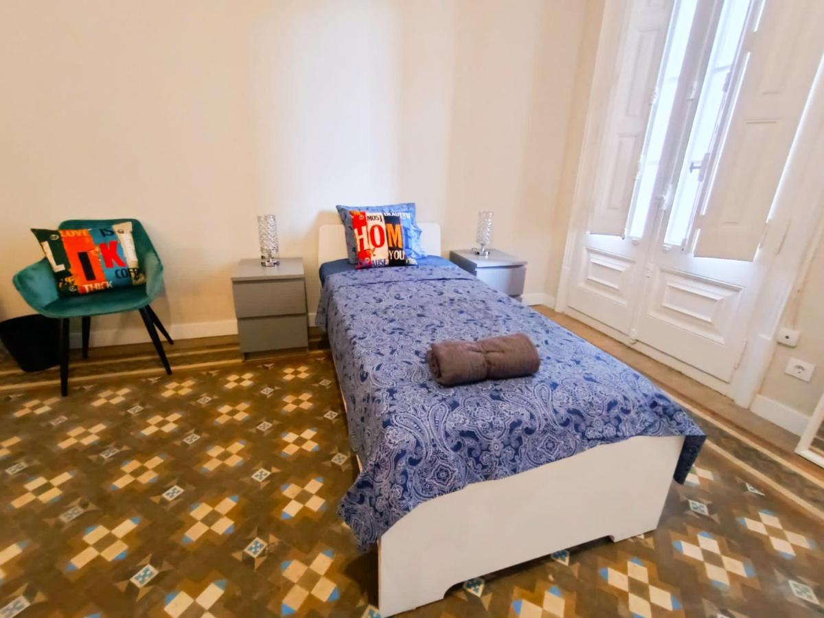 By Plaza Catalunya Rooms Барселона Экстерьер фото